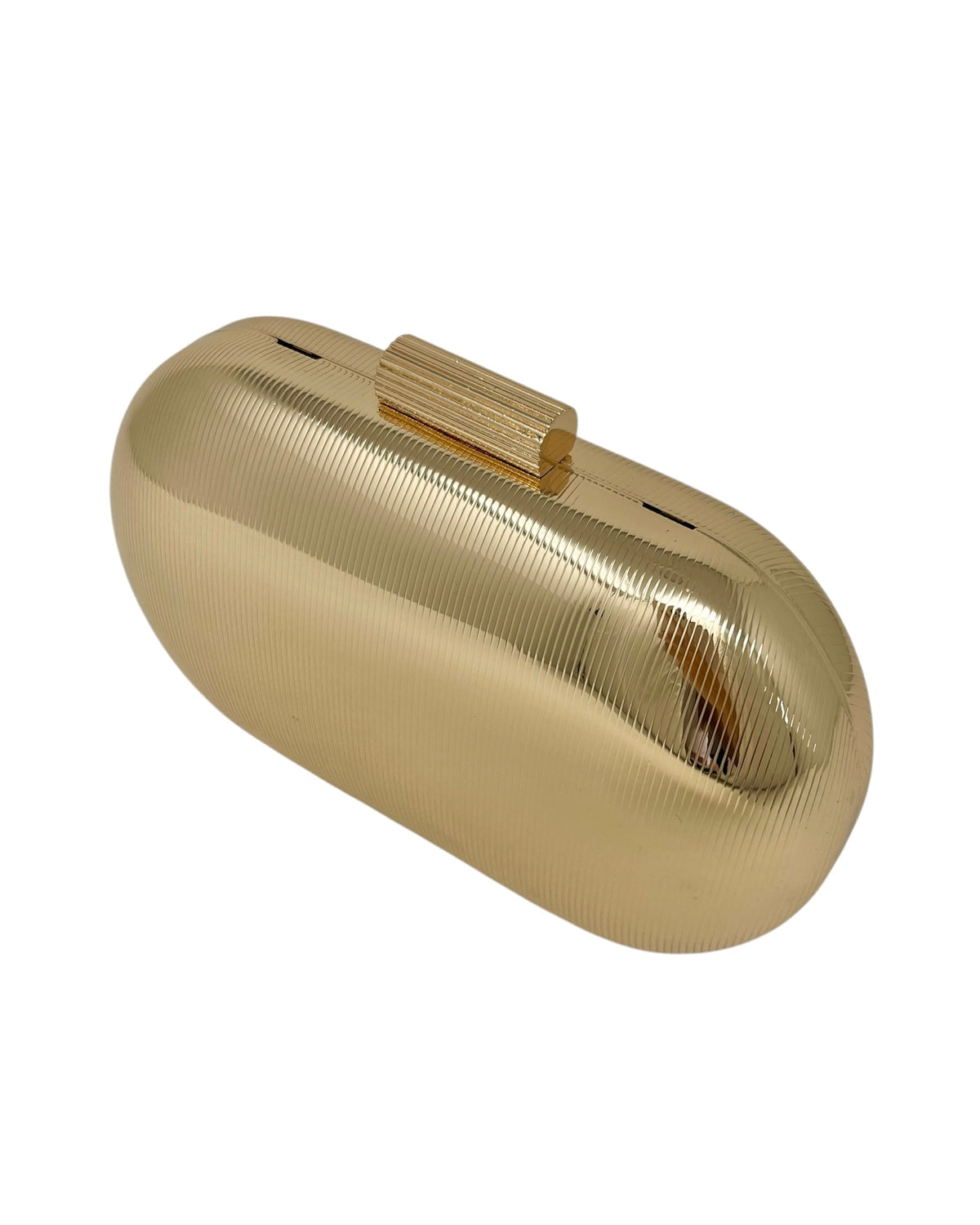 Bolso dorado| Lucila