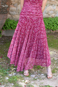 Vestido estampado rosa| Fabiola - Moitte invitada
