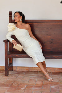Vestido midi asimetrico crema | Belinda - Moitte invitada