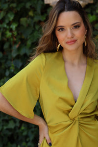 Vestido midi oliva| Helen - Moitte invitada